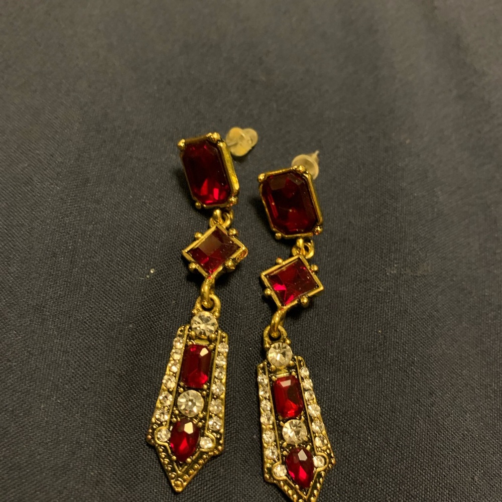 Faux ruby earrings - Picture 3 of 6